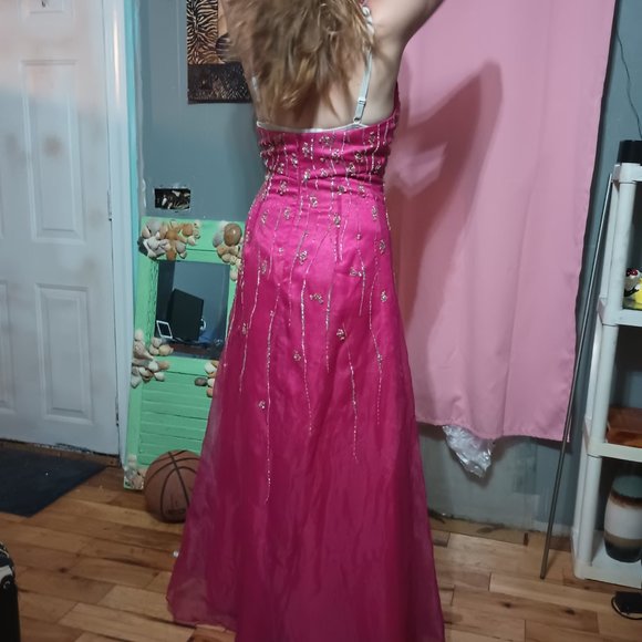 Dress - Picture 4 of 8